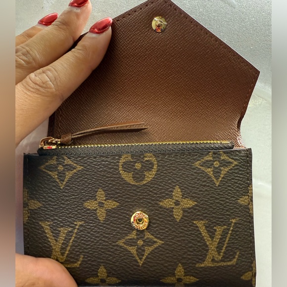 Louis Vuitton Victorine Wallet - Picture 5 of 10